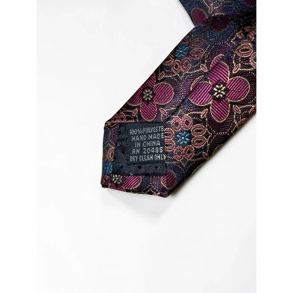 Pierre Cardin Mens Floral Medallion Silk Feel Burgundy Purple Jacquard Necktie